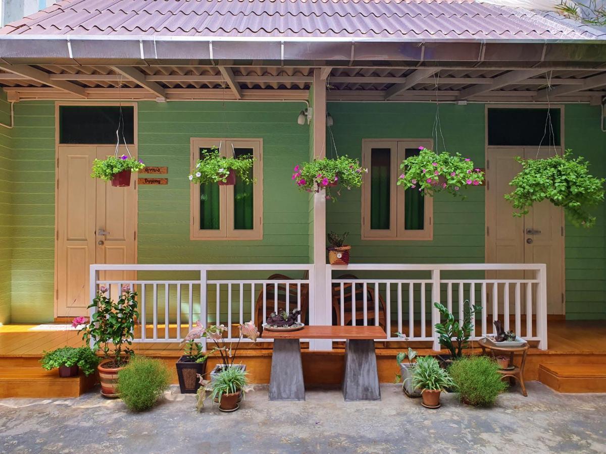 Bansoi 1 & Alley One Cafe Trang Buitenkant foto